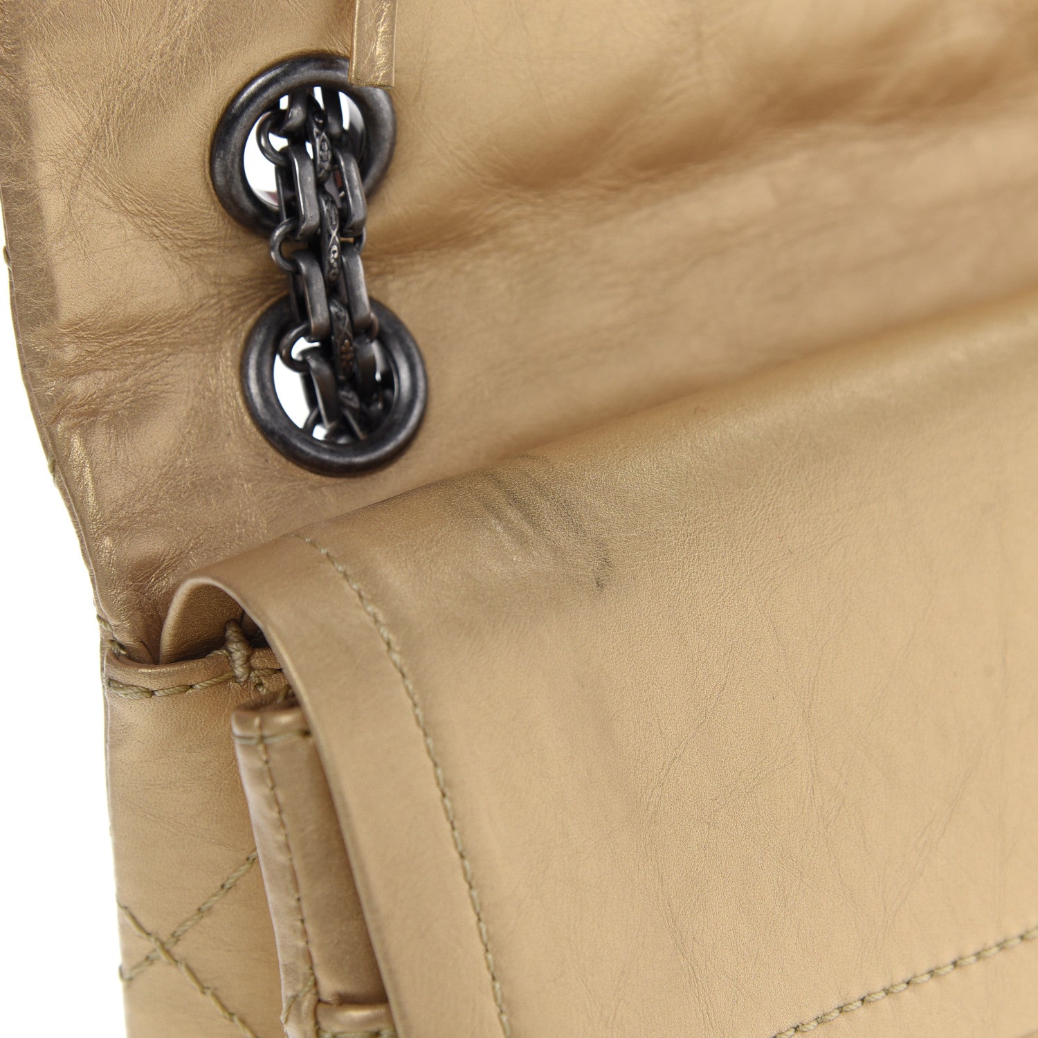 Chanel Metallic Aged Calfskin Quilted 2.55 Reissue 226 Flap Gold 10 of 11