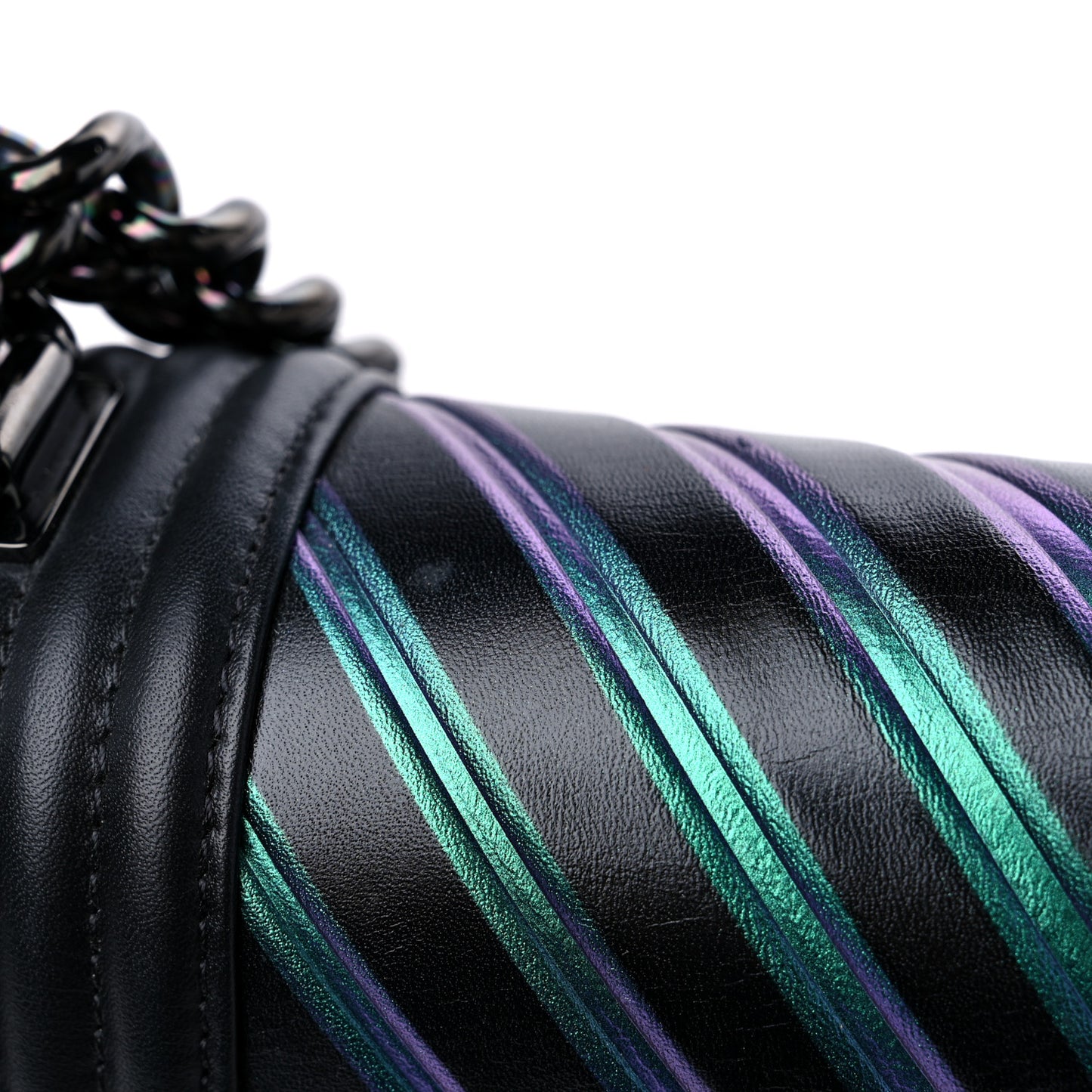 Calfskin Painted Chevron Embossed Medium Boy Flap Black