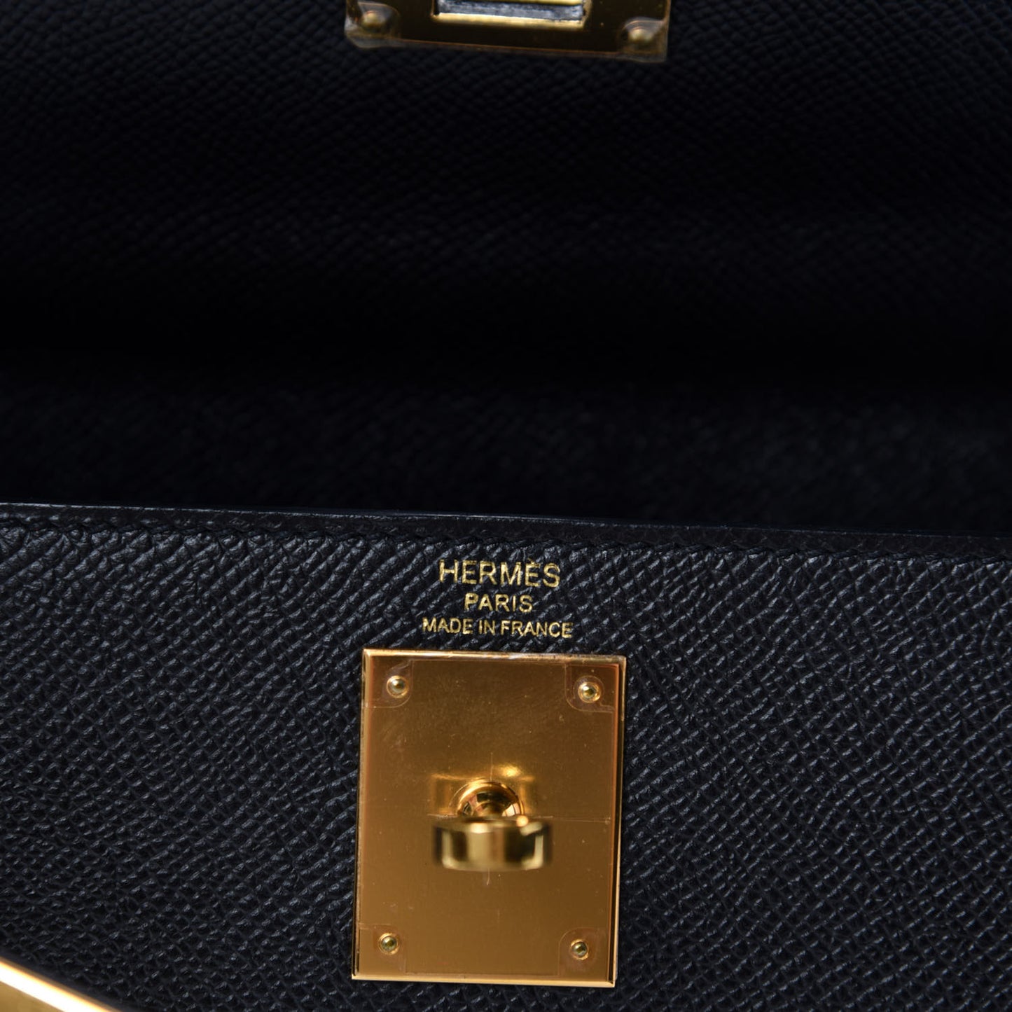 Epsom Kelly Sellier 28 Black