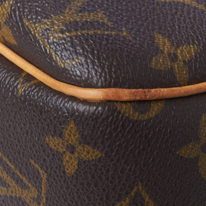 Louis Vuitton Monogram Evasion Sports Bag 11 of 13