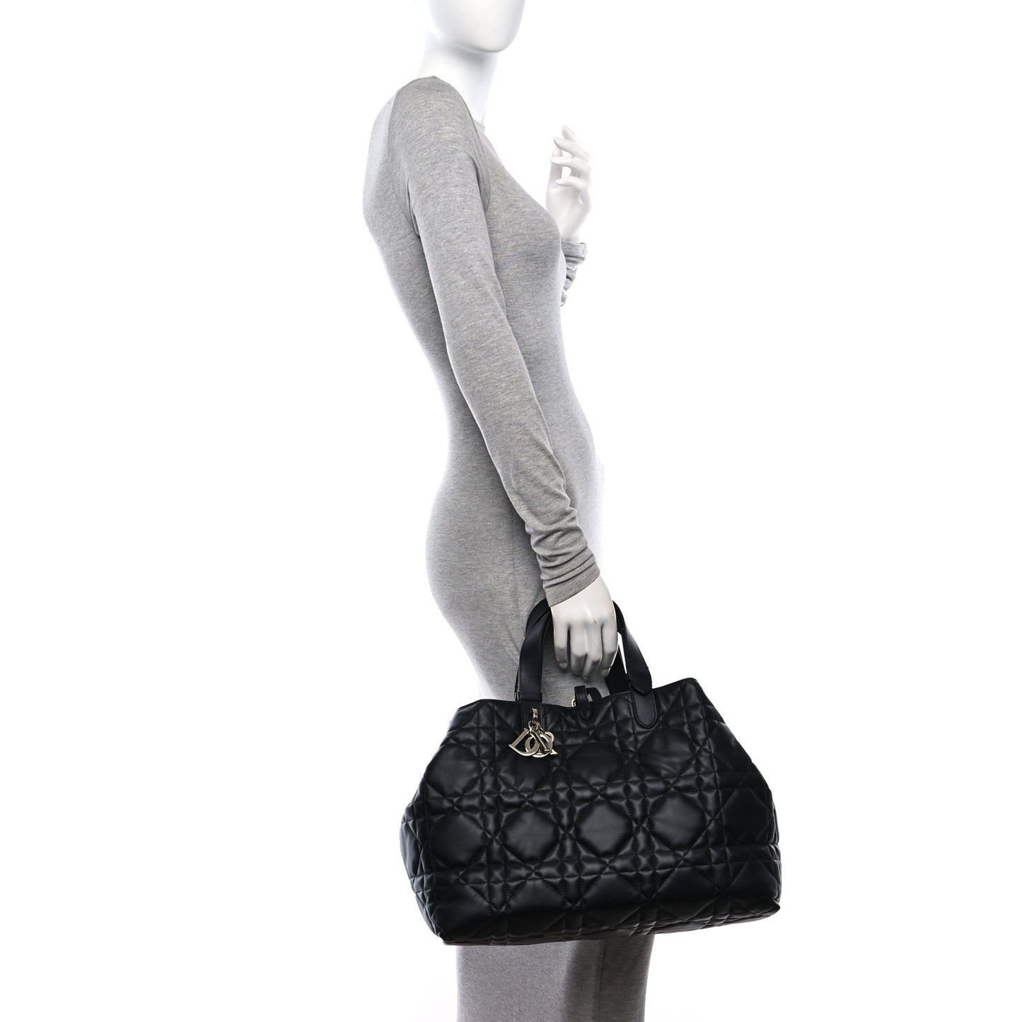 Calfskin Macrocannage Large Toujours Black