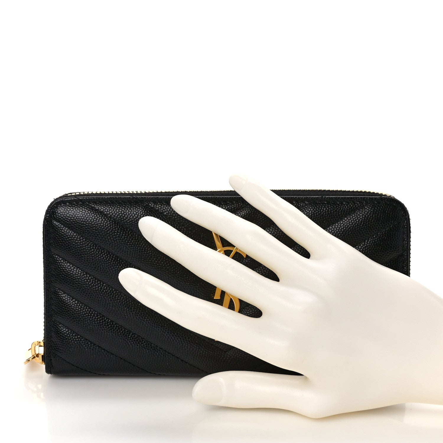 Saint Laurent Grain De Poudre Matelasse Chevron Monogram Zip Around Wallet Black 2 of 9