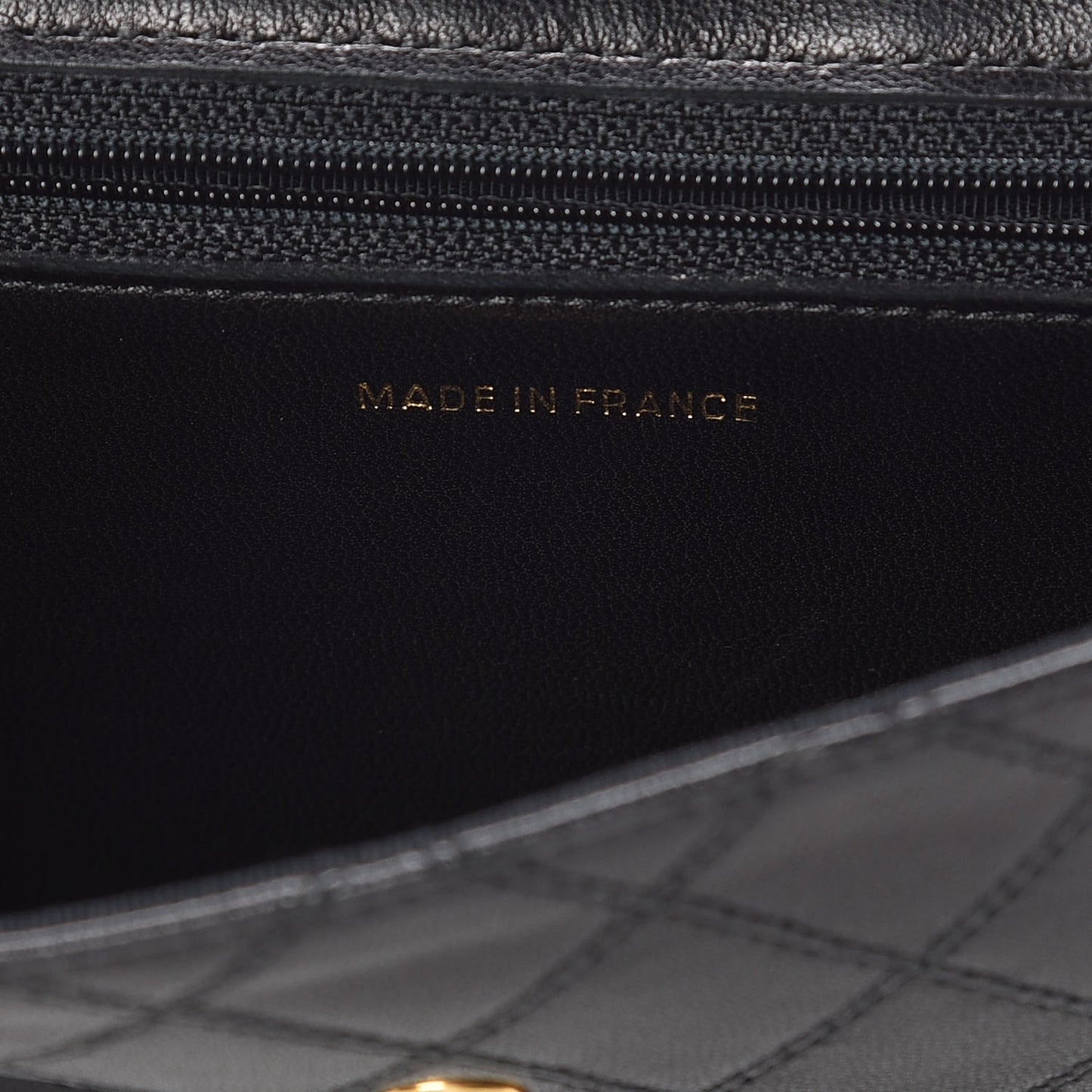 Lambskin Diamond Stitch Compact Pouch Black
