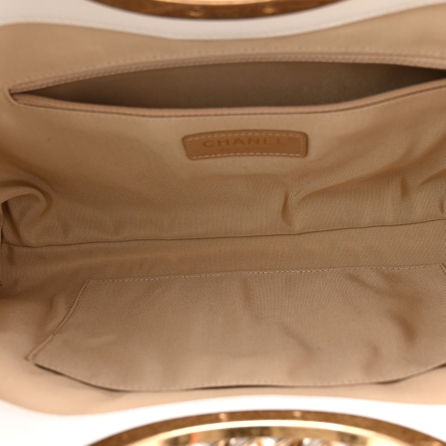 Chanel Caviar Quilted A Real Catch Clutch White 5 of 11