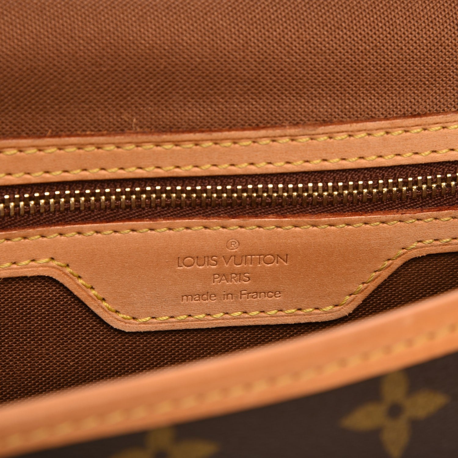 Louis Vuitton Monogram Sologne 6 of 7
