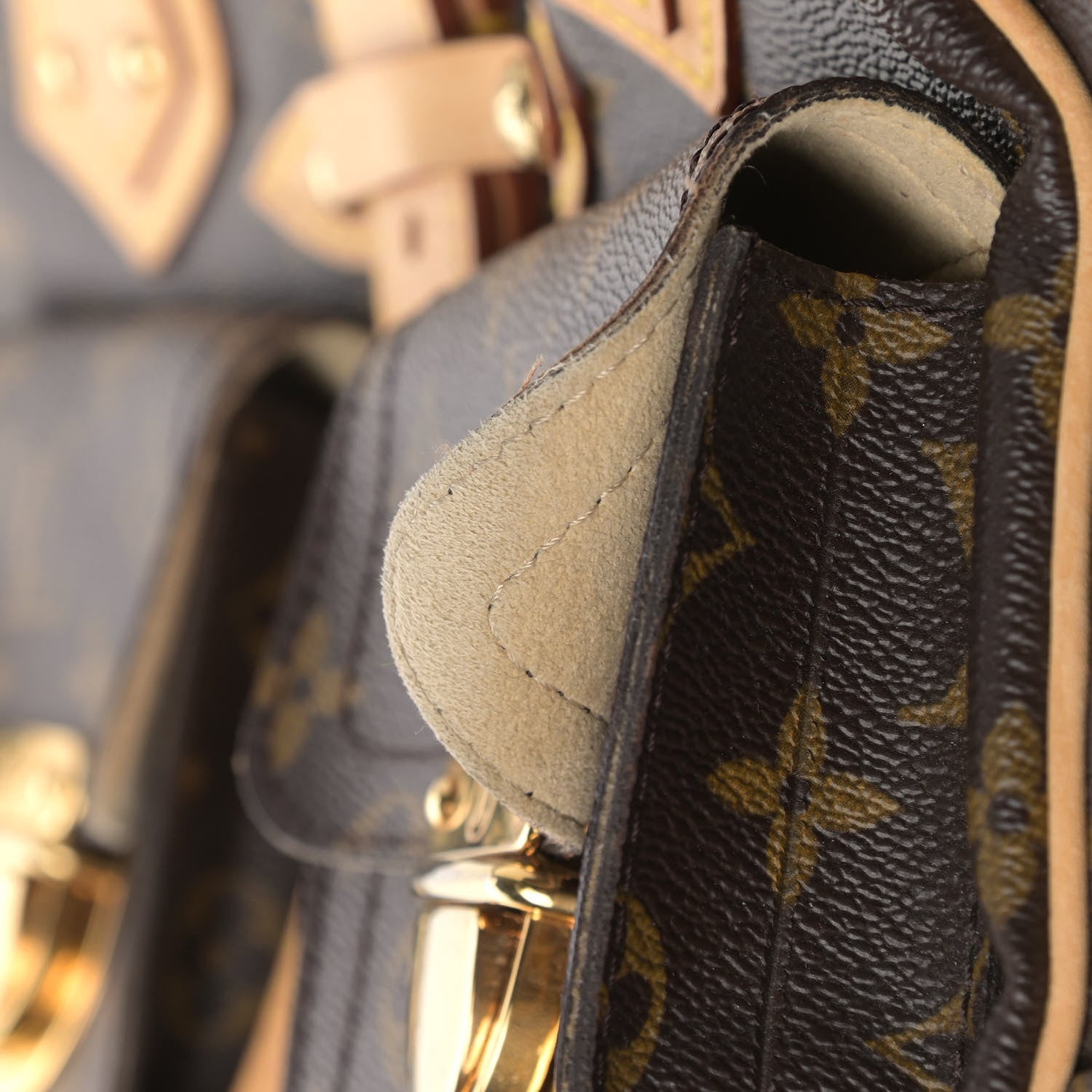 Louis Vuitton Monogram Manhattan GM 12 of 22