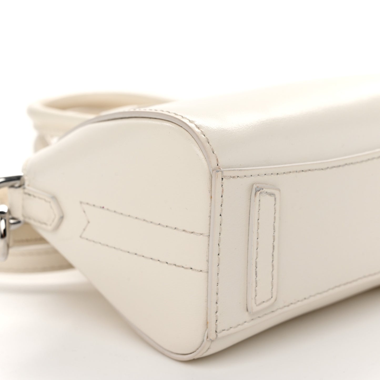 Shiny Lord Calfskin Micro Antigona Ivory