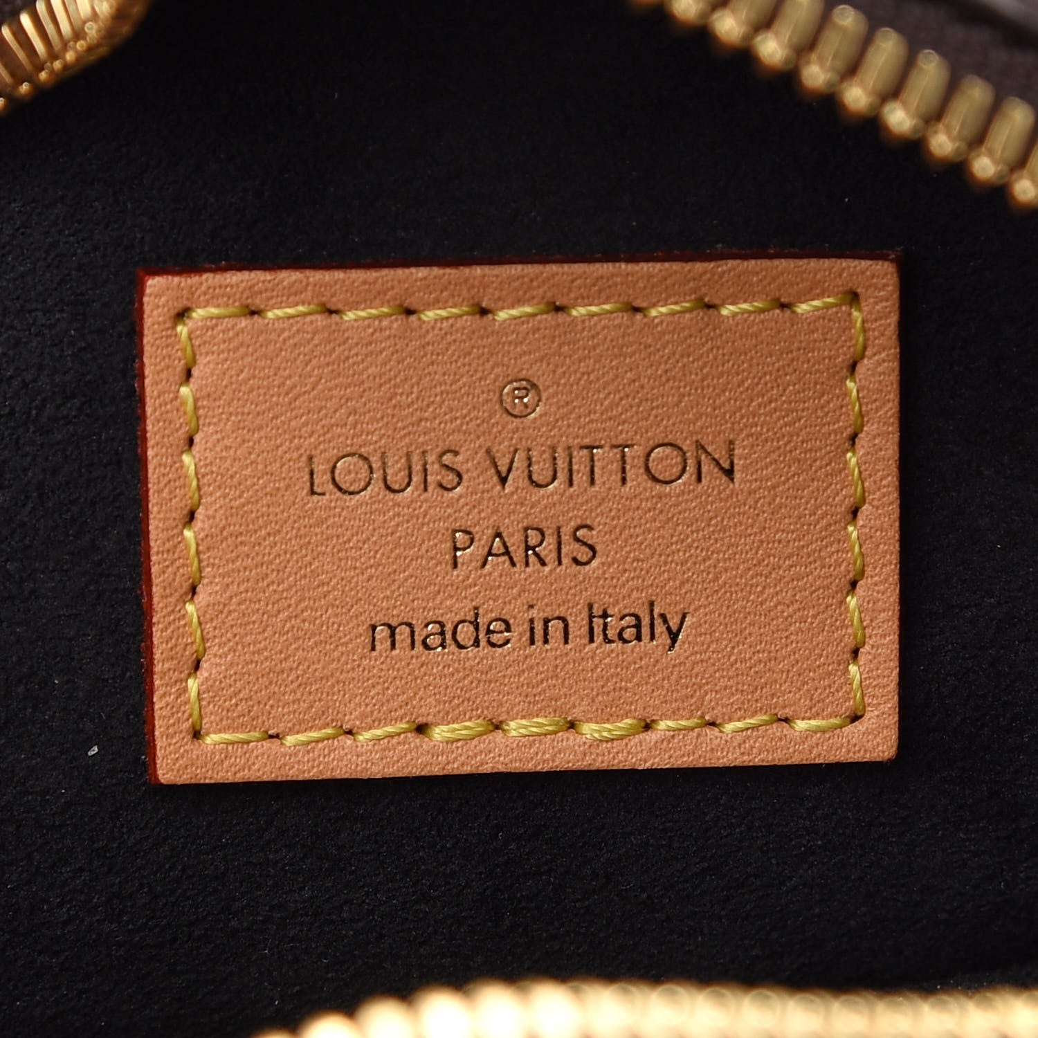 Louis Vuitton Reverse Monogram Giant Boite Chapeau Souple 8 of 8