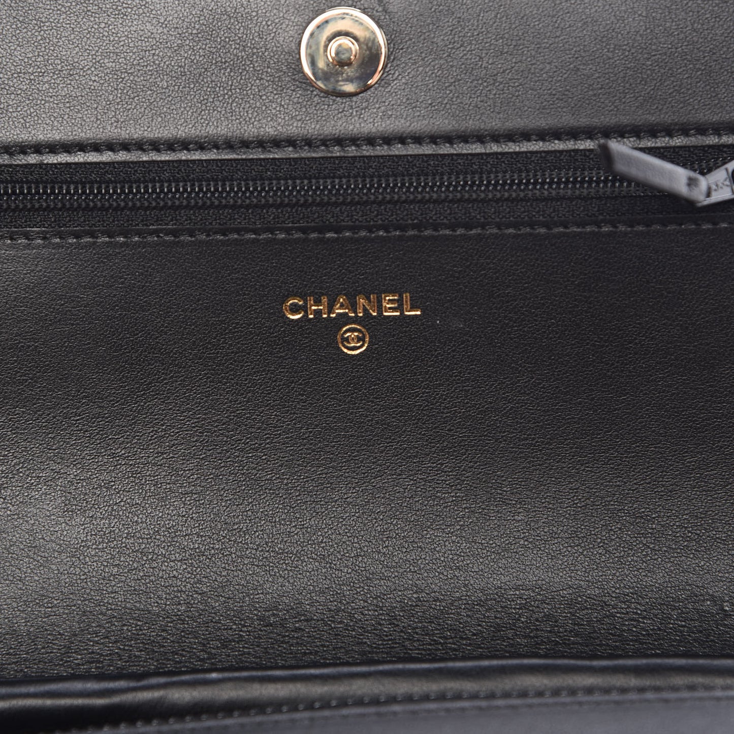 Caviar Chevron Quilted Boy Wallet On Chain WOC Black