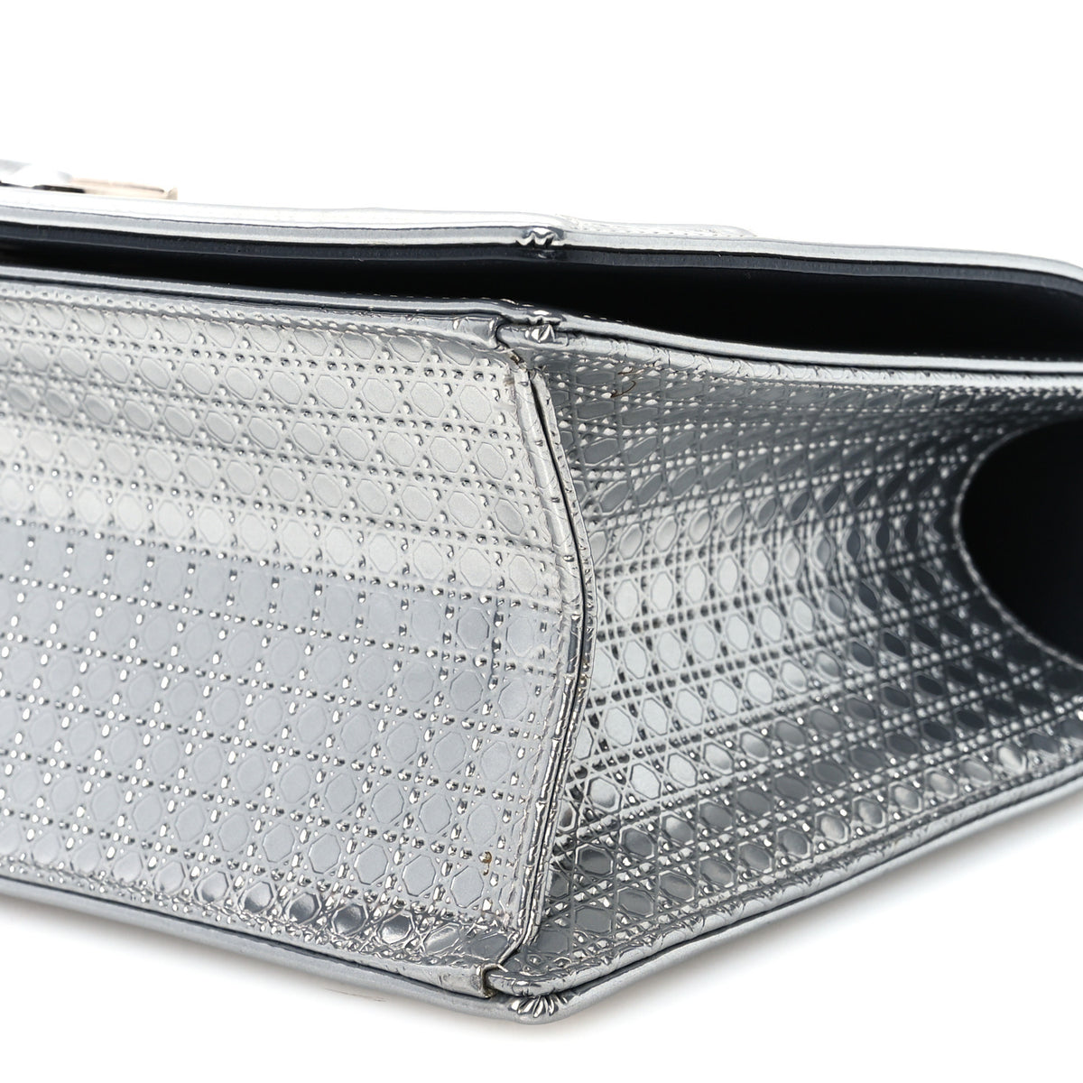 Christian Dior Metallic Patent Micro-Cannage Medium Diorama Flap Bag Silver 9 of 10