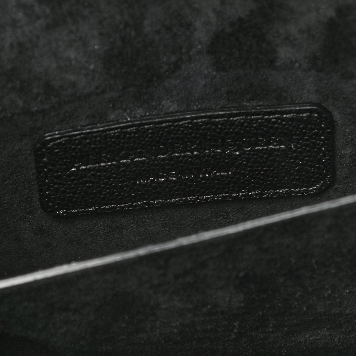 Grained Calfskin Small Insignia Flap Black
