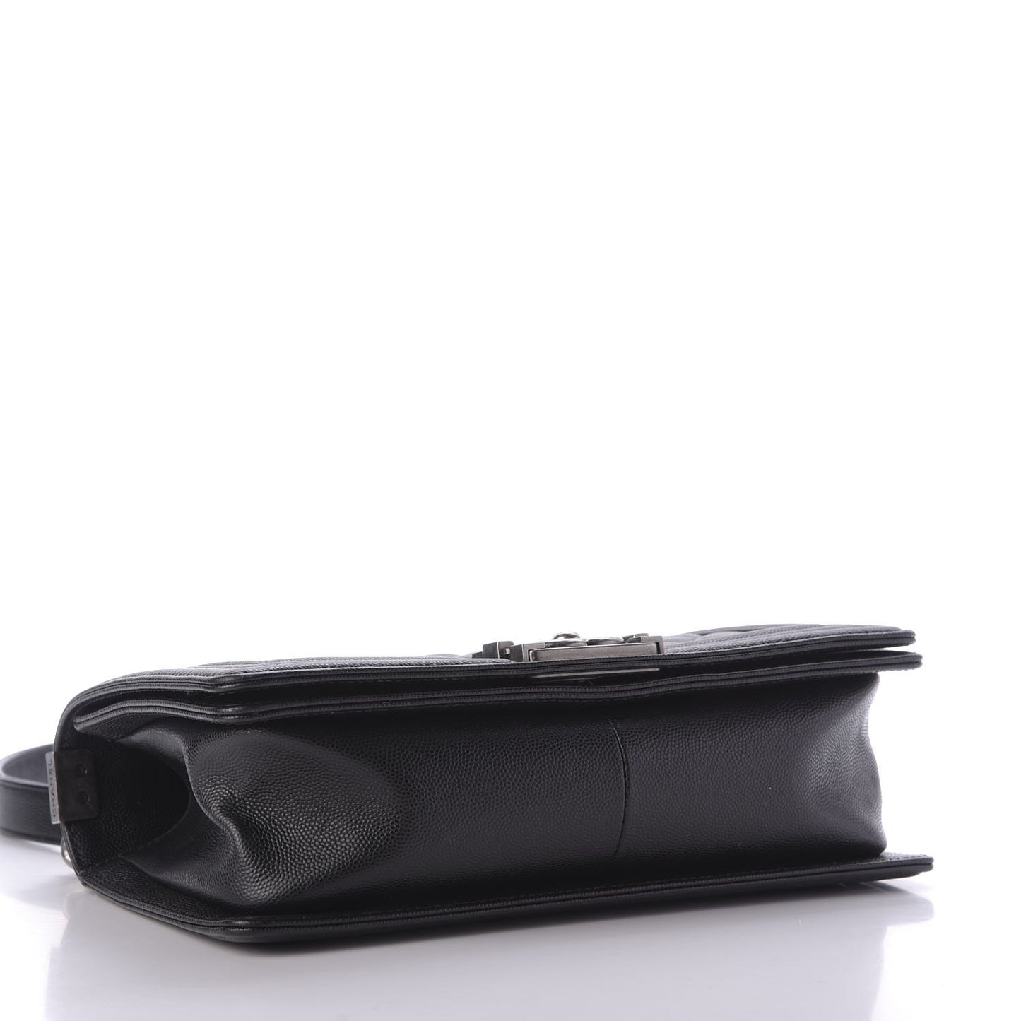 Caviar Quilted Medium Boy Flap Black