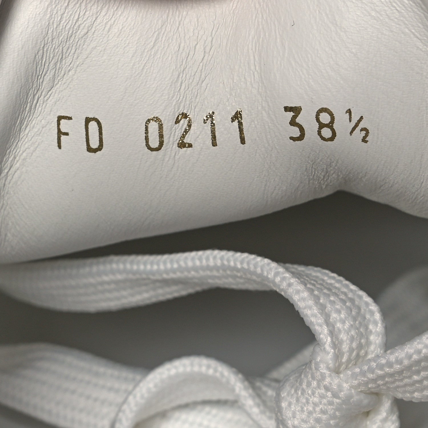 Louis Vuitton Monogram By The Pool Time Out Sneakers 38.5 Rose 8 of 8