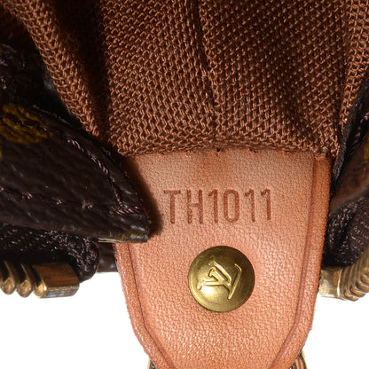 Louis Vuitton Monogram Cabas Mezzo 6 of 7