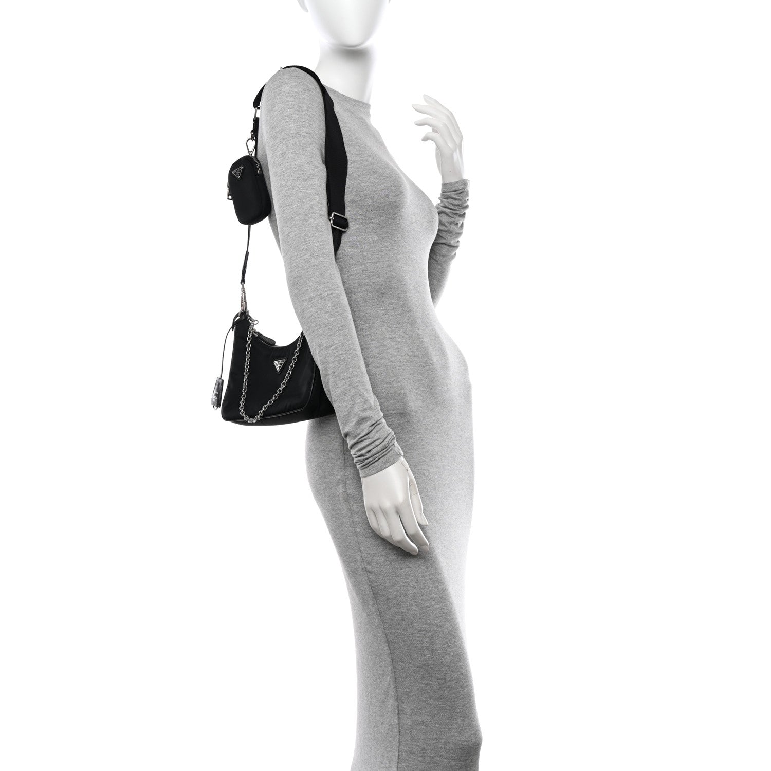 Prada Nylon Re-Edition 2005 Shoulder Bag Black 2 of 11