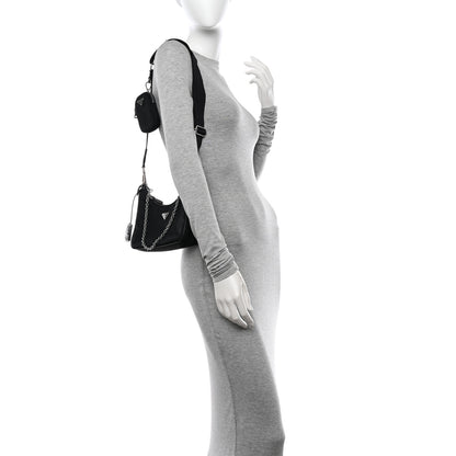 Prada Nylon Re-Edition 2005 Shoulder Bag Black 2 of 11