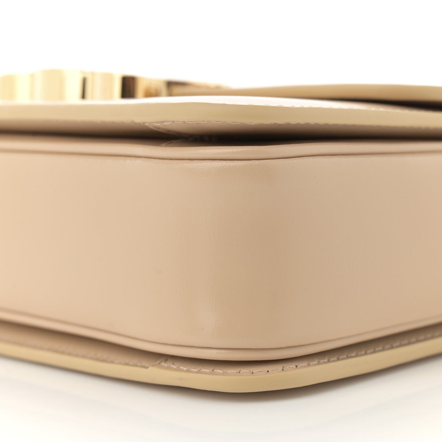 Shiny Calfskin Teen Triomphe Nude