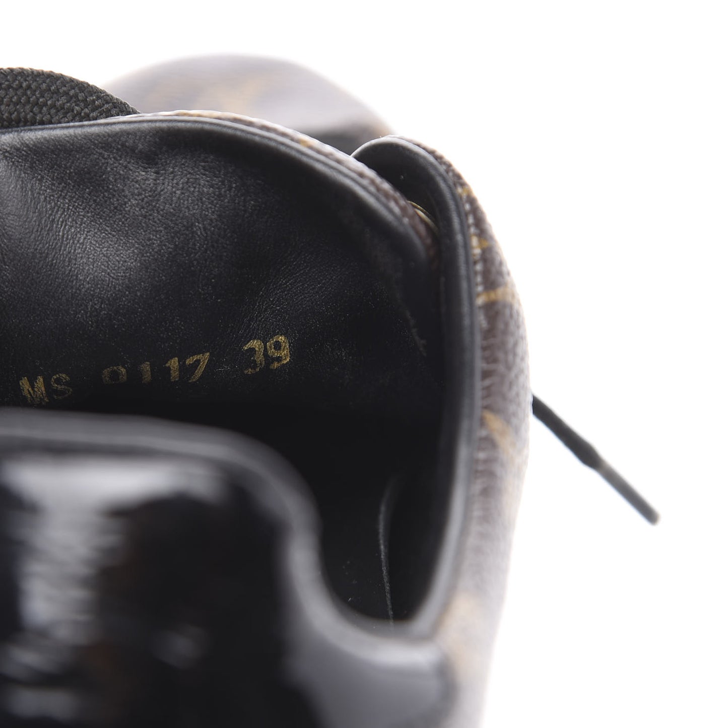 Patent Monogram Frontrow Sneakers 39