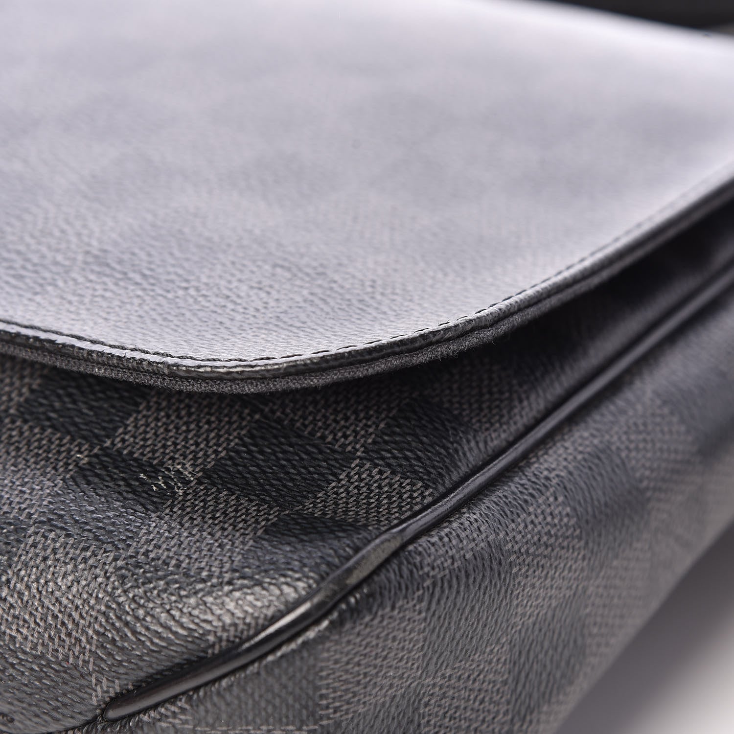 Louis Vuitton Damier Graphite District PM 16 of 18