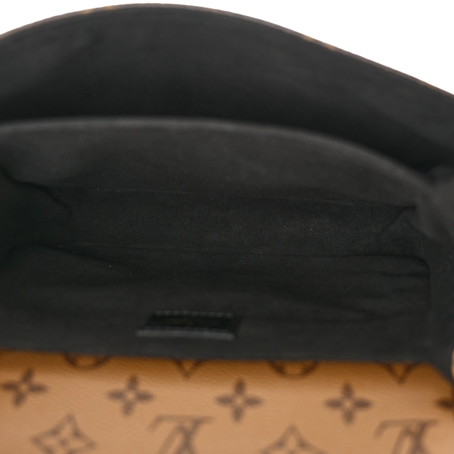 Reverse Monogram Pochette Metis