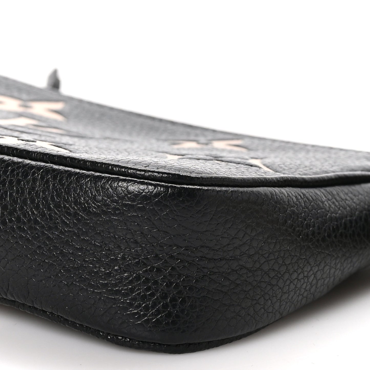 Empreinte Monogram Giant Mini Pochette Accessories Black