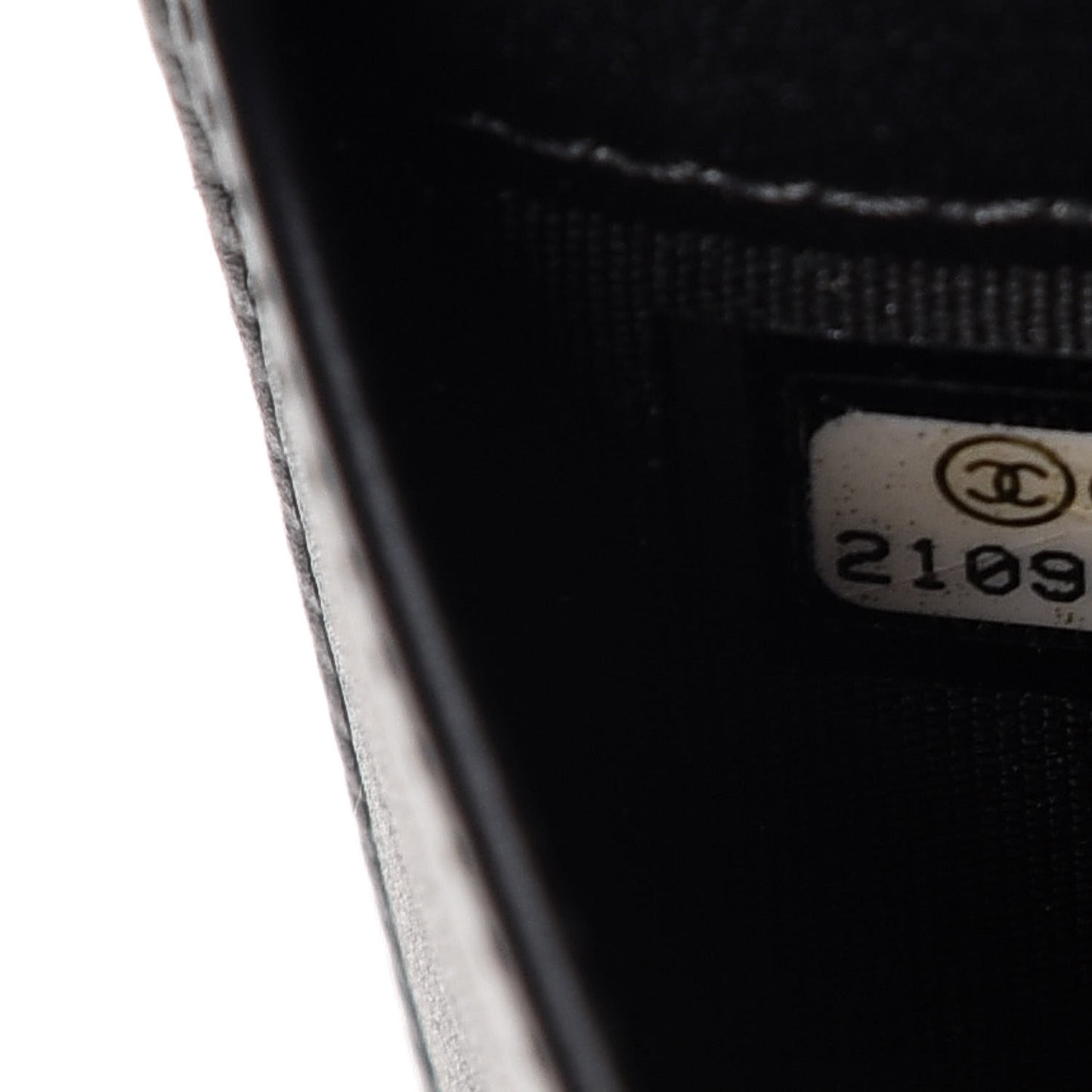 Caviar Timeless CC Yen Wallet Black