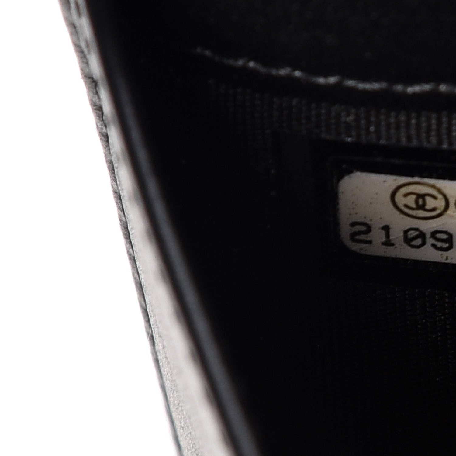 Chanel Caviar Timeless CC Yen Wallet Black 8 of 16