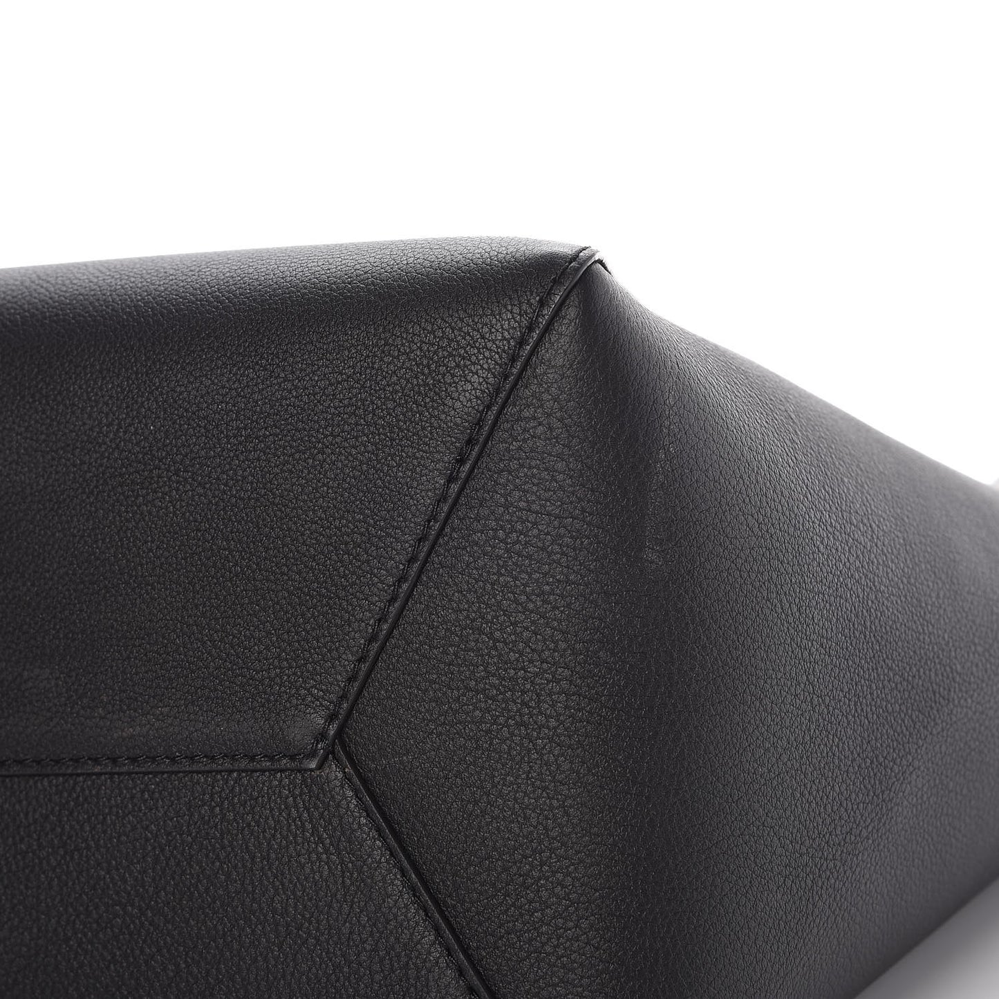 Calfskin Lockme Cabas Black