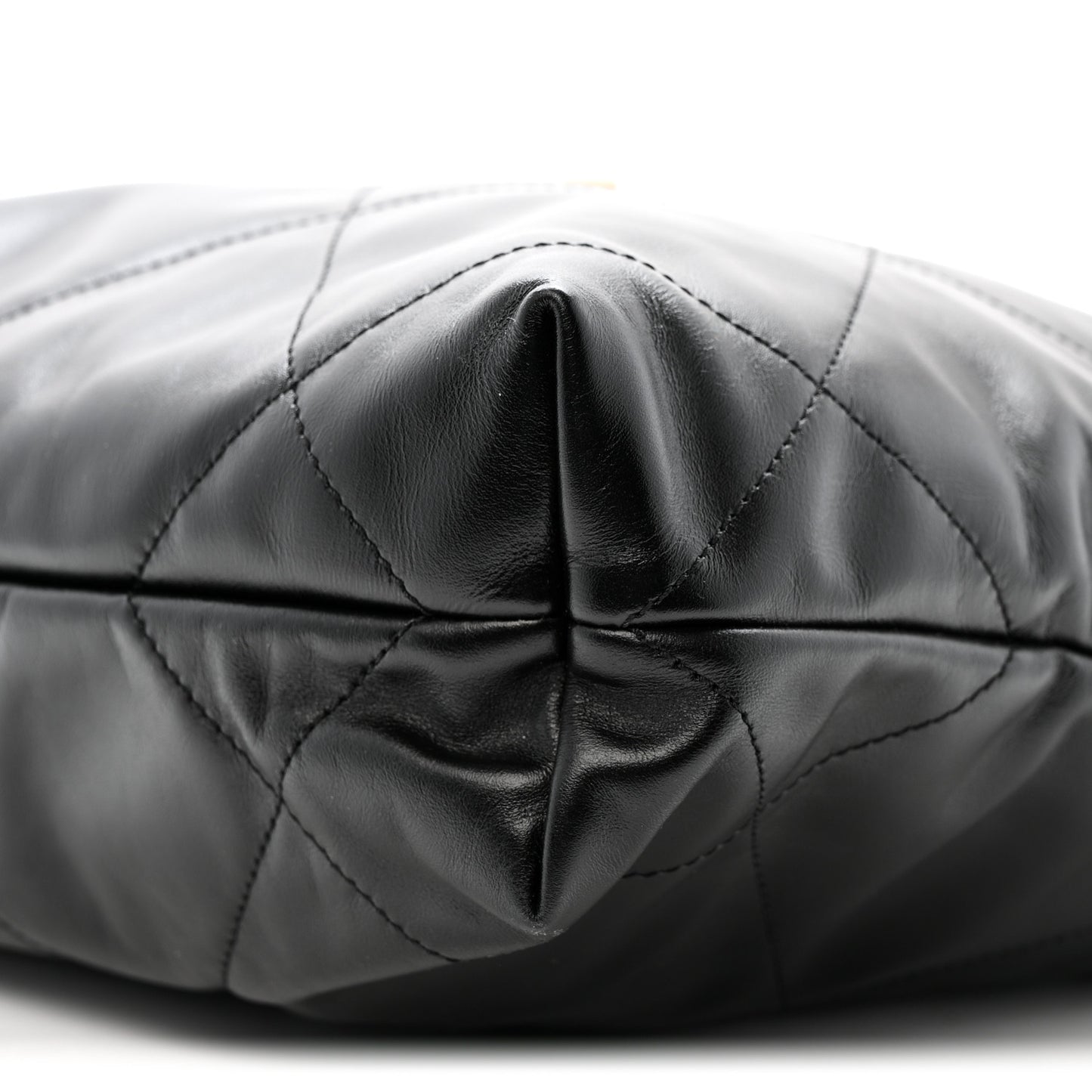 Shiny Calfskin Quilted Small Chanel 22 Black