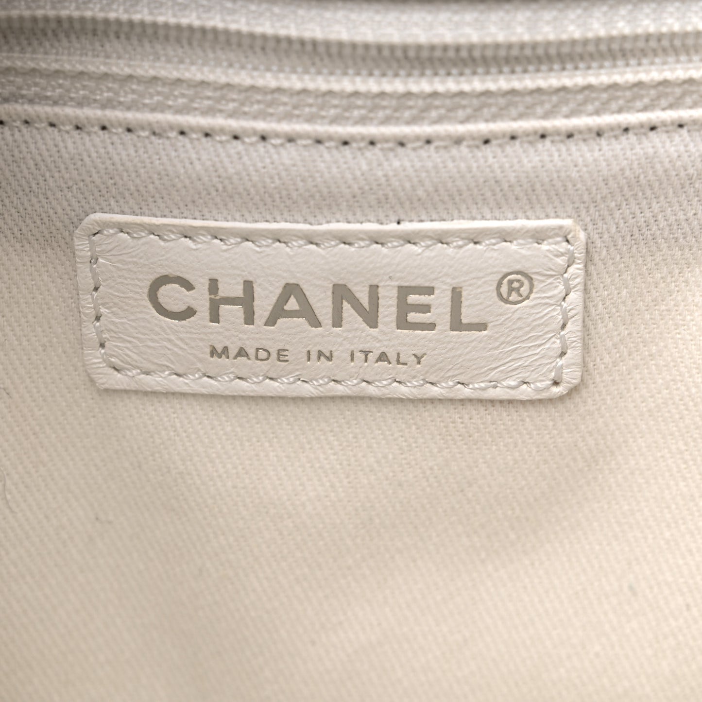 Caviar Quilted Petit Shopping Tote PST White