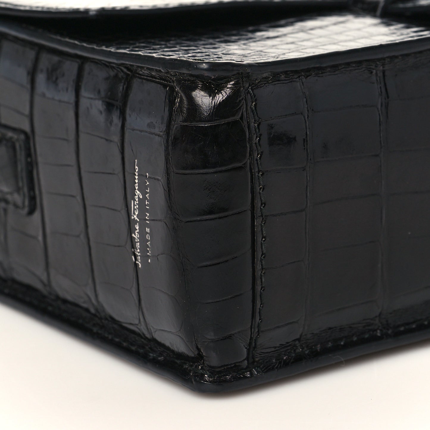 Crocodile Altea Shoulder Bag Black