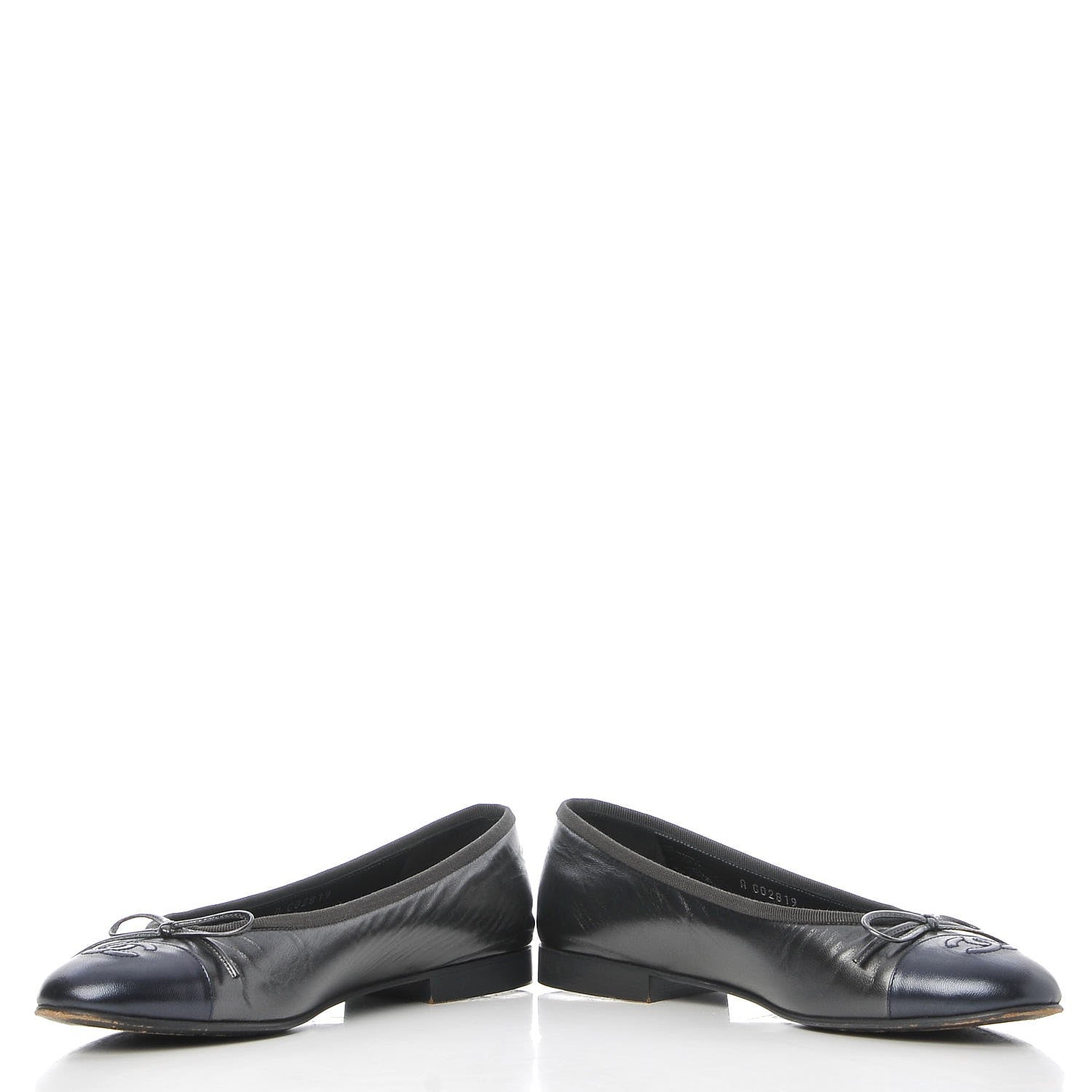 Chanel Metallic Lambskin Cap Toe Ballerina Flats 38 Grey Navy 5 of 10
