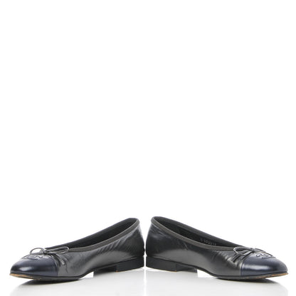 Chanel Metallic Lambskin Cap Toe Ballerina Flats 38 Grey Navy 5 of 10