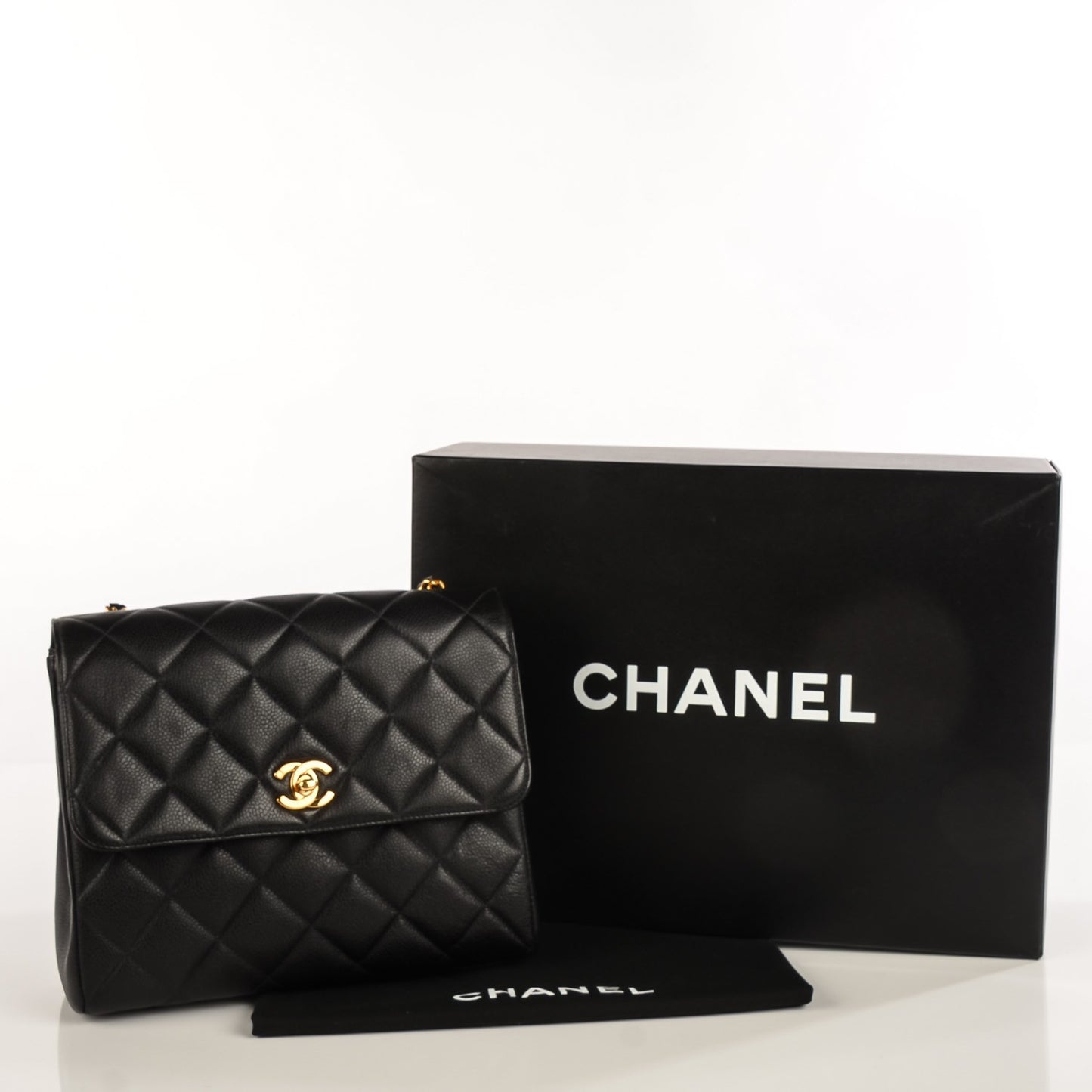 Caviar Quilted Medium Flap Shoulder Bag Black