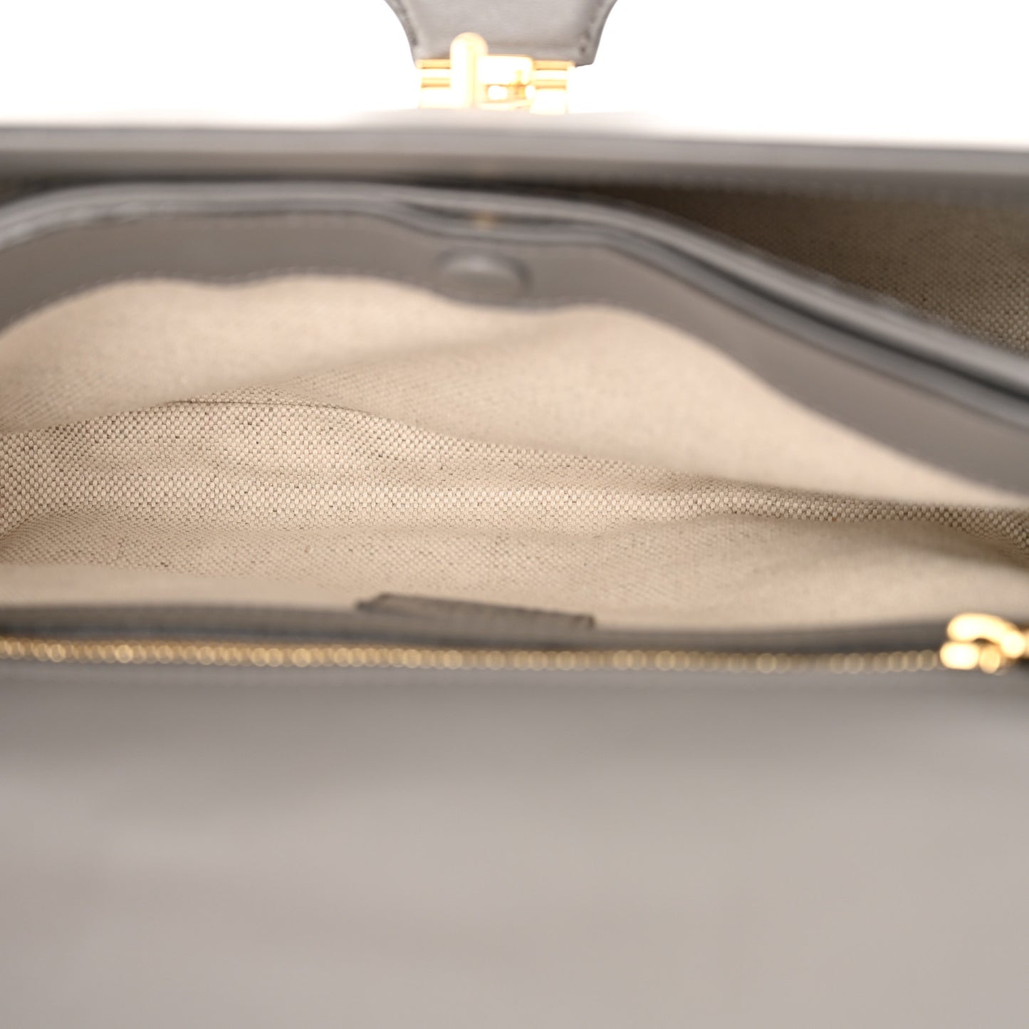 Calfskin GG Matelasse Small Flap Shoulder Bag Dusty Grey Natural