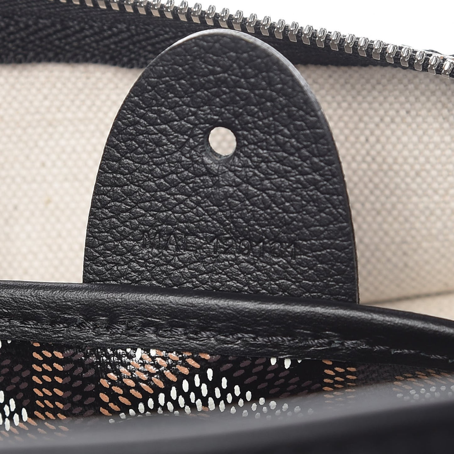 Goyardine Artois PM Black
