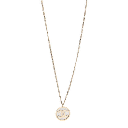 Chanel Mesh CC Necklace Gold 1 of 5