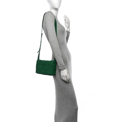 Bottega Veneta Lambskin Maxi Intrecciato Cassette Crossbody Bag Racing Green 2 of 11