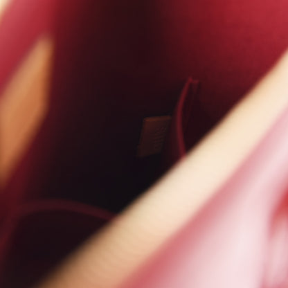 Louis Vuitton Vernis Alma PM Pomme D'Amour 10 of 11
