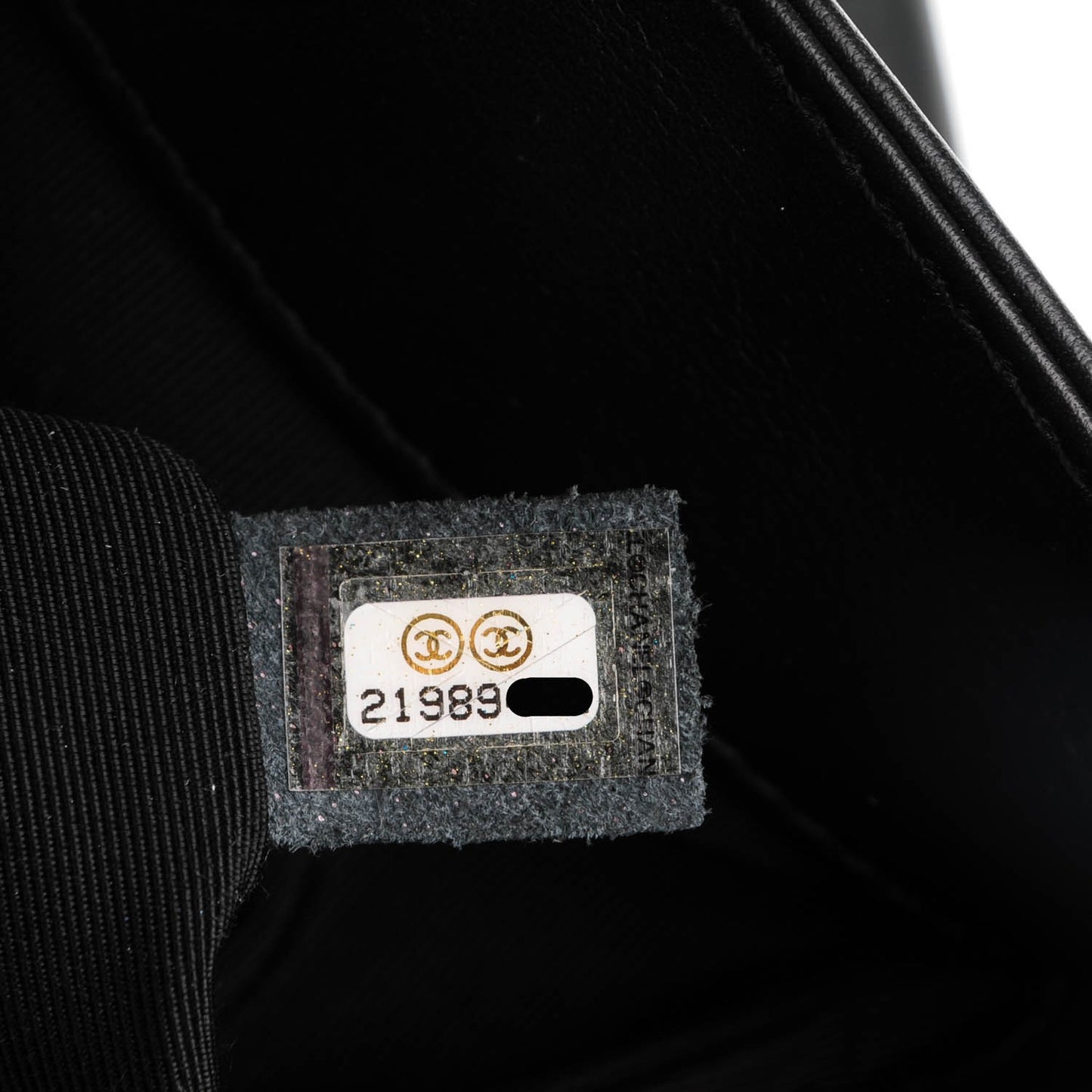 Calfskin Jumbo Tramezzo Flap Black
