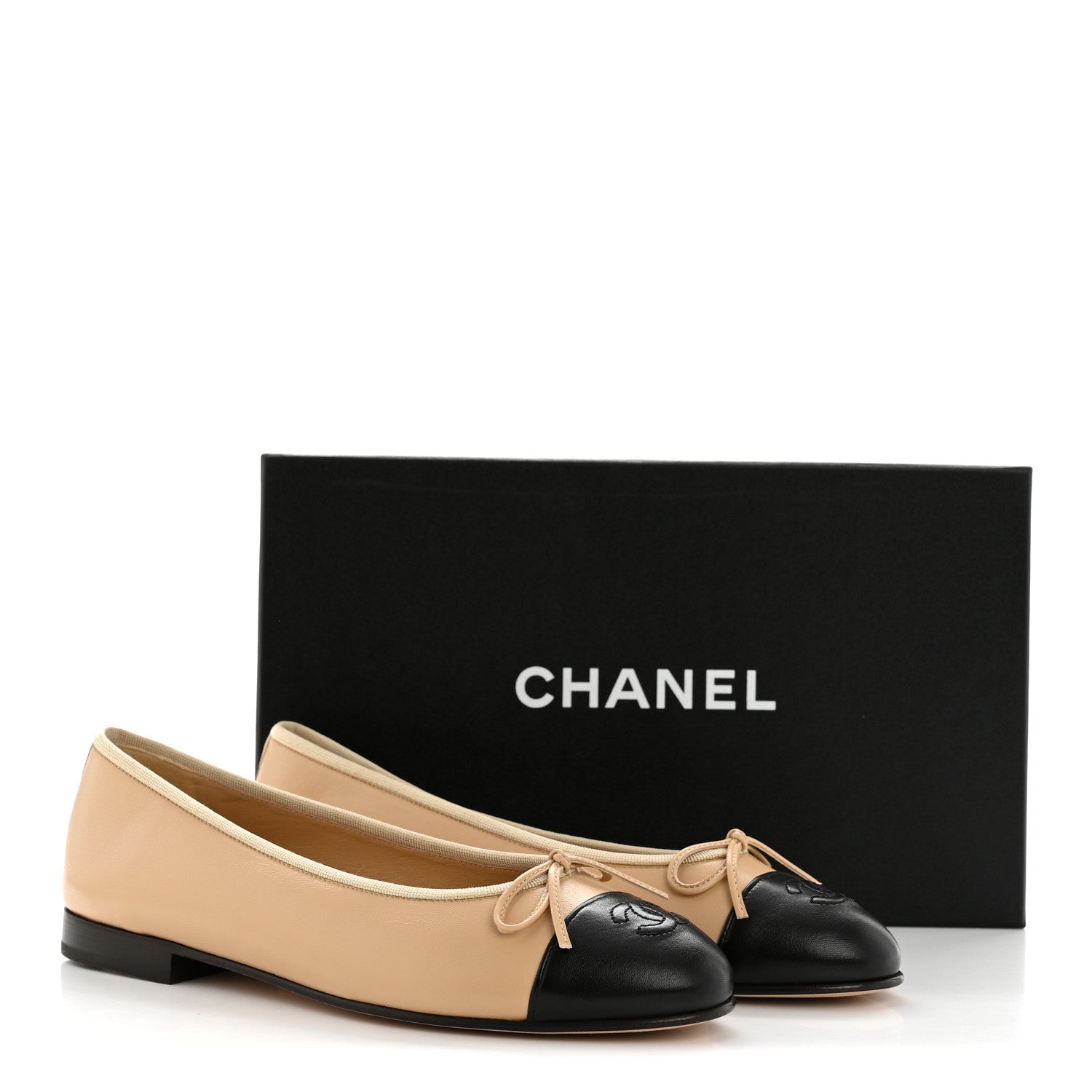 Chanel Lambskin Cap Toe CC Ballerina Flats 38 Beige Black 11 of 11