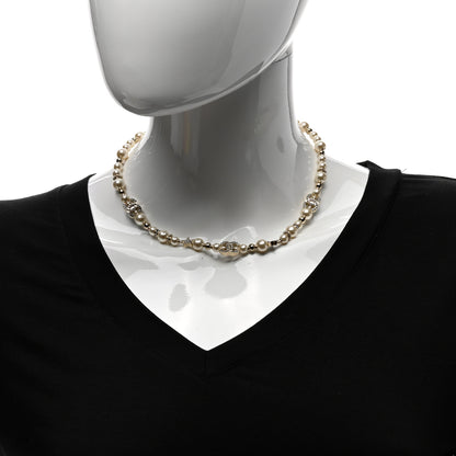 Chanel Metal Crystal Pearl CC Star Short Necklace Gold 2 of 4