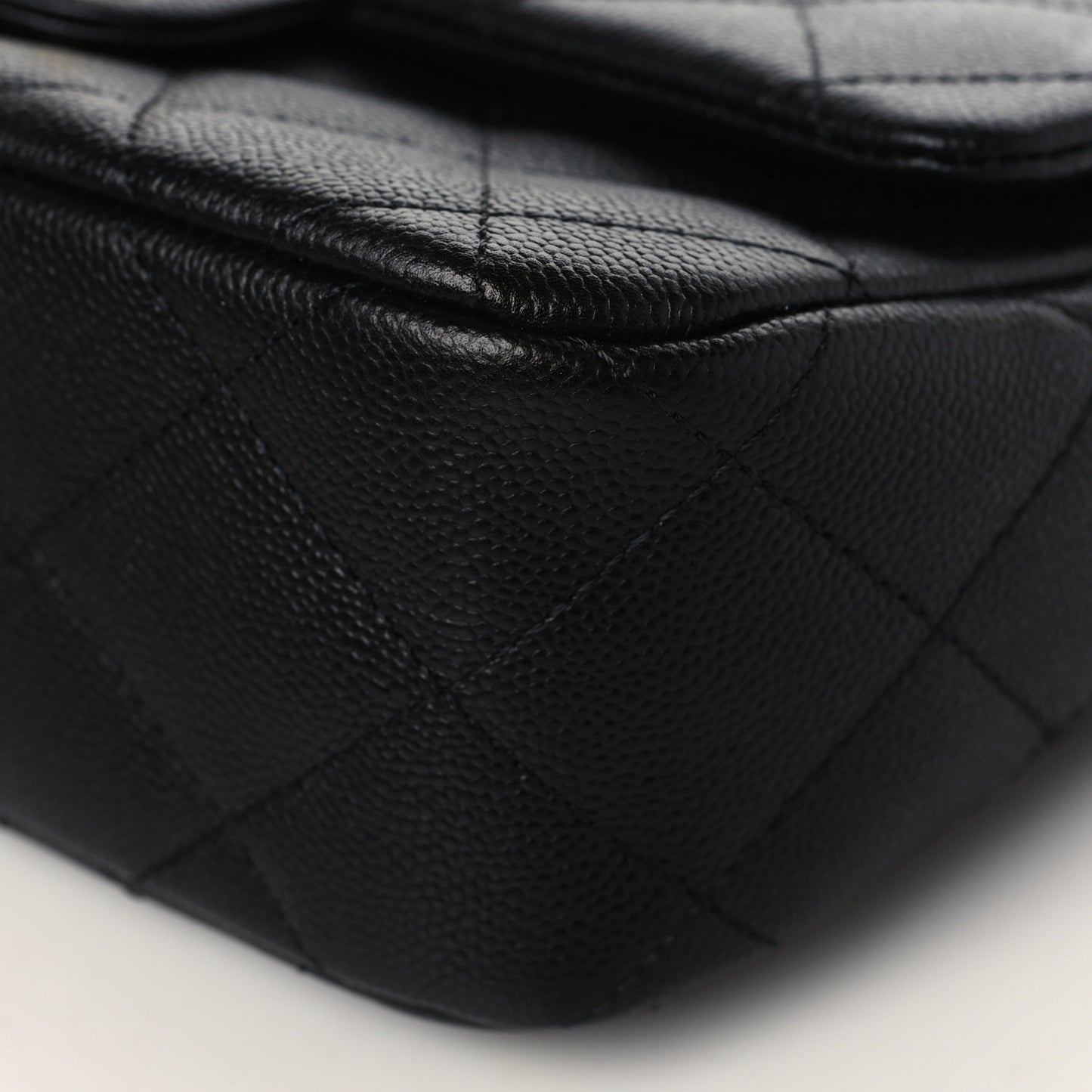 Caviar Quilted Sweetheart Flap Black