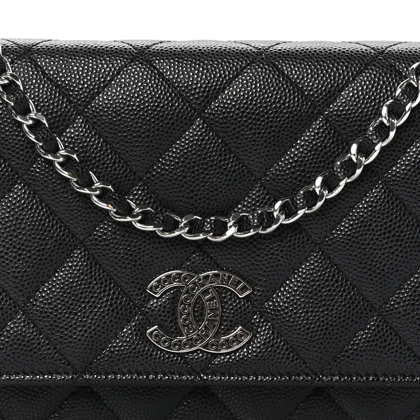 Caviar Quilted CC Logo Wallet on Chain WOC Black