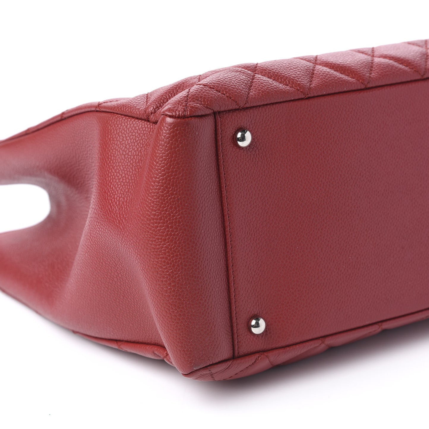 Caviar Quilted XL Grand Shopping Tote GST Red