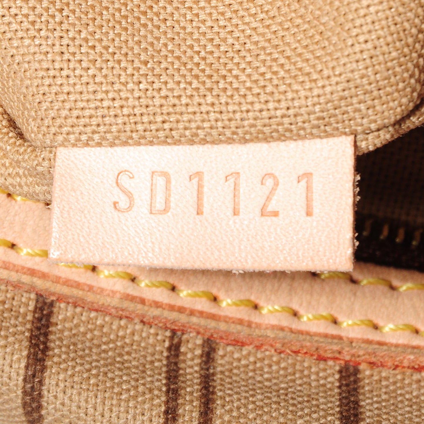 Monogram Delightful MM