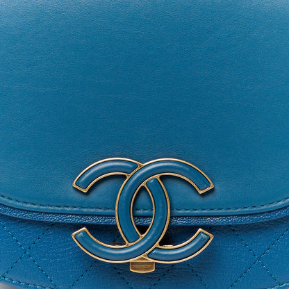 Chanel Shiny Calfskin Goatskin Quilted Medium Coco Curve Messenger Flap Navy 9 of 11