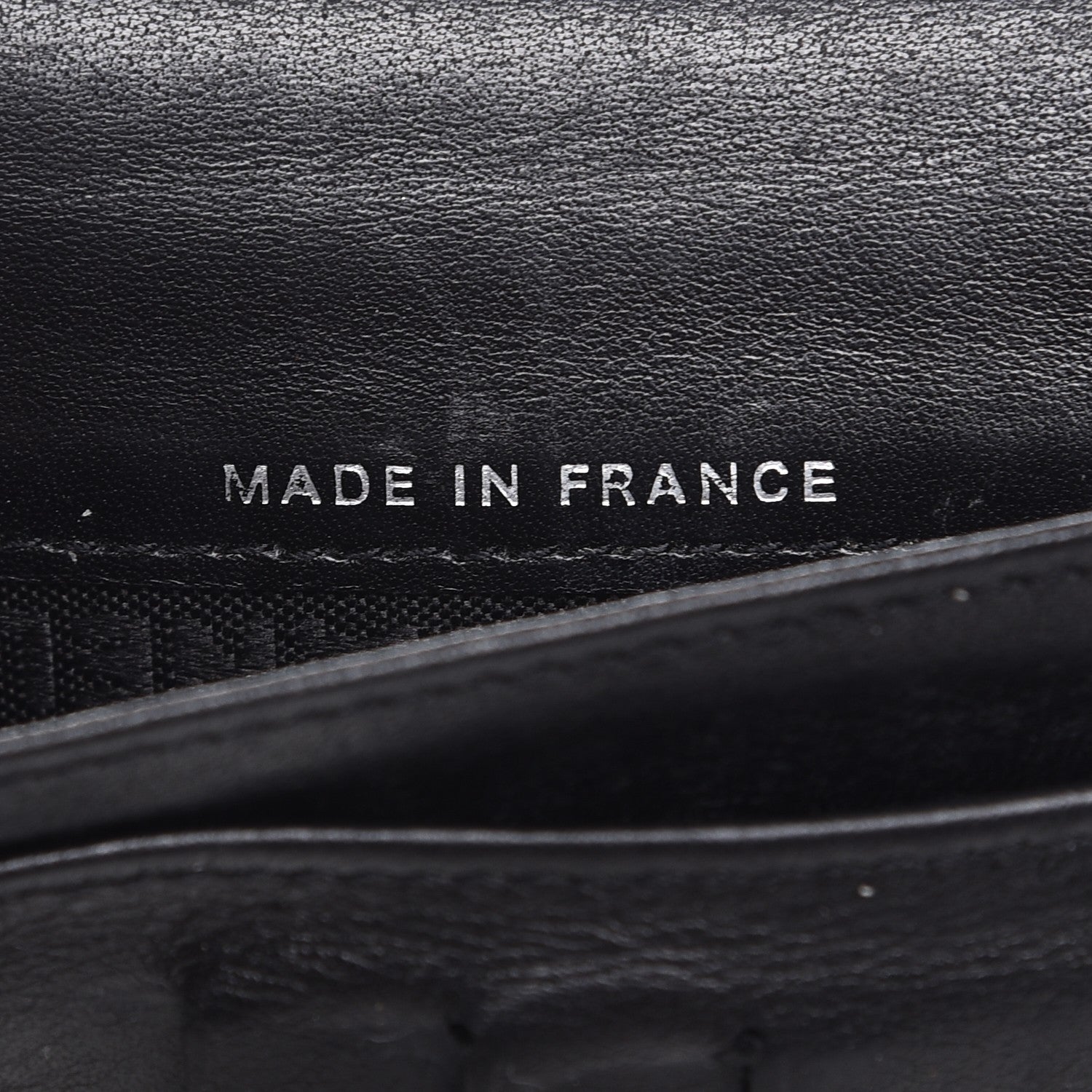 Chanel Grained Patent CC Yen Wallet Black 7 of 8