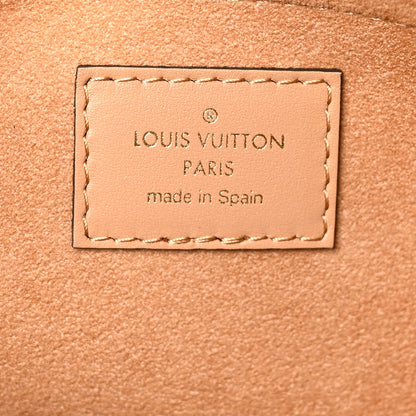 Louis Vuitton Mahina On My Side GM Arizona Beige 5 of 9