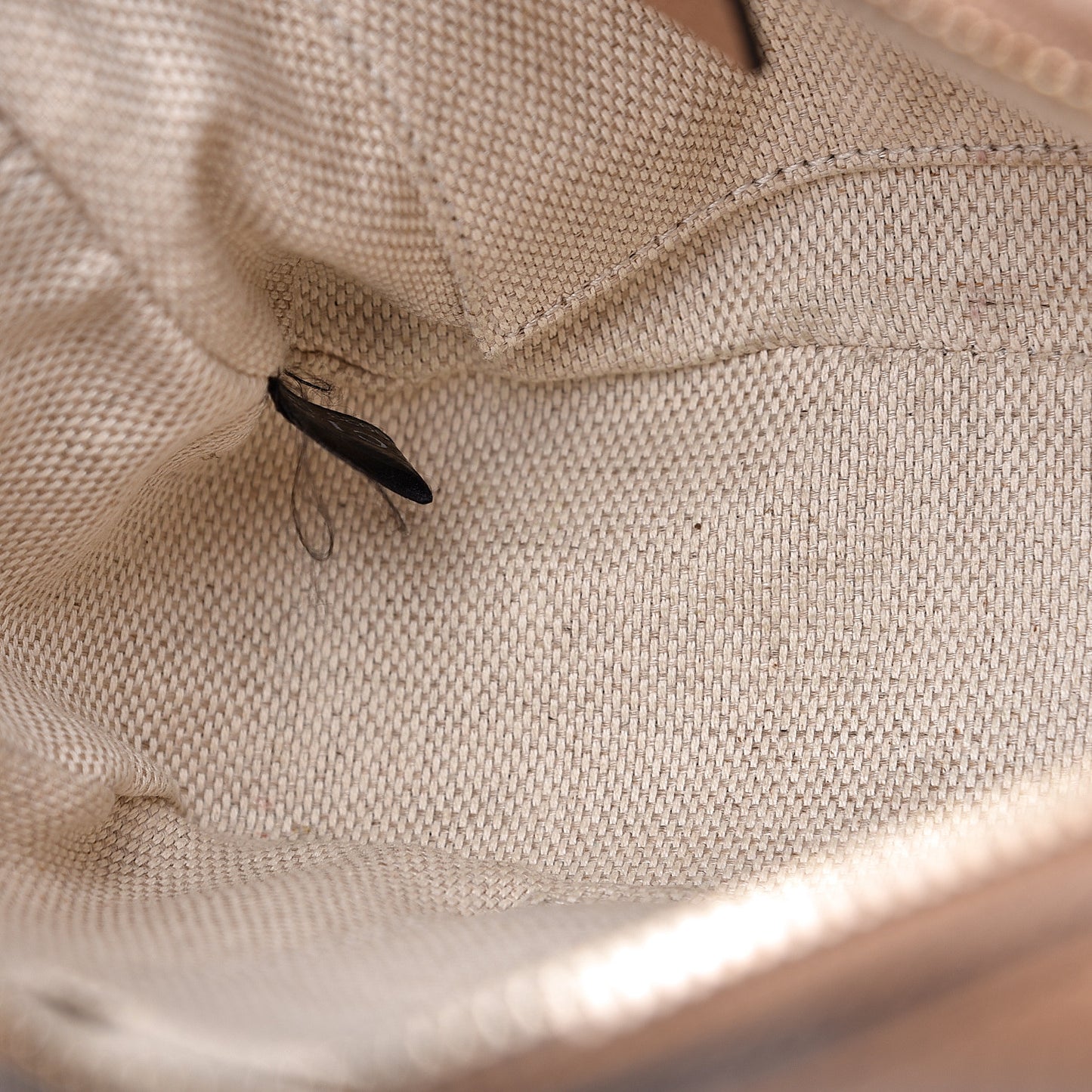 Pebbled Calfskin Small Soho Disco Bag Camelia